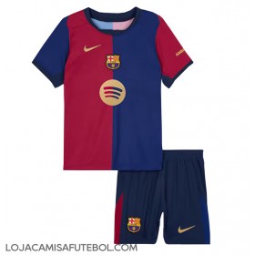 Camisa de Futebol Barcelona Pedri Gonzalez #8 Equipamento Principal Infantil 2024-25 Manga Curta (+ Calças curtas)